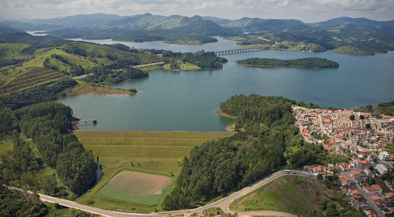Aerial view of the Atibaina Reservoir near the town of Nazare Paulista, Brazil.