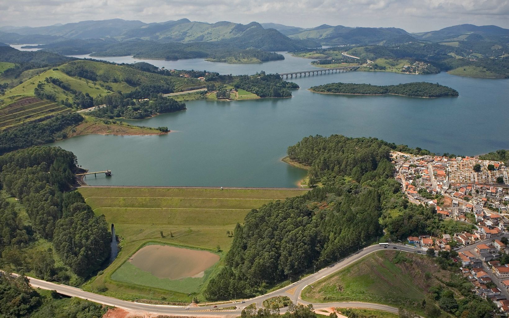 Aerial view of the Atibaina Reservoir near the town of Nazare Paulista, Brazil.