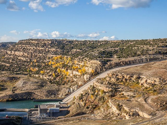 The 3,800-foot Navajo Dam on the San Juan River supplies a small amount of hydroelectric power to northwestern New Mexico.