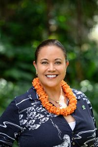 Headshot of Ulalia Woodside Lee.