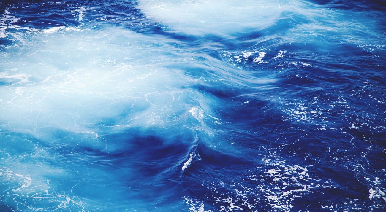 Waves on open water.