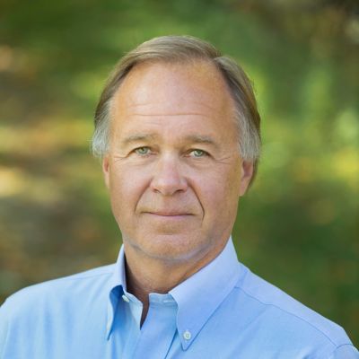 Win Smith headshot.