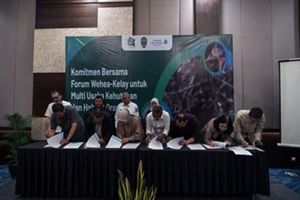 penandatanganan komitmen konservasi sumber daya hutan