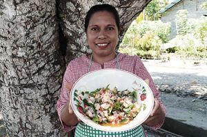 Tenci Lakotani, Ketua kelompok perempuan  NIla.