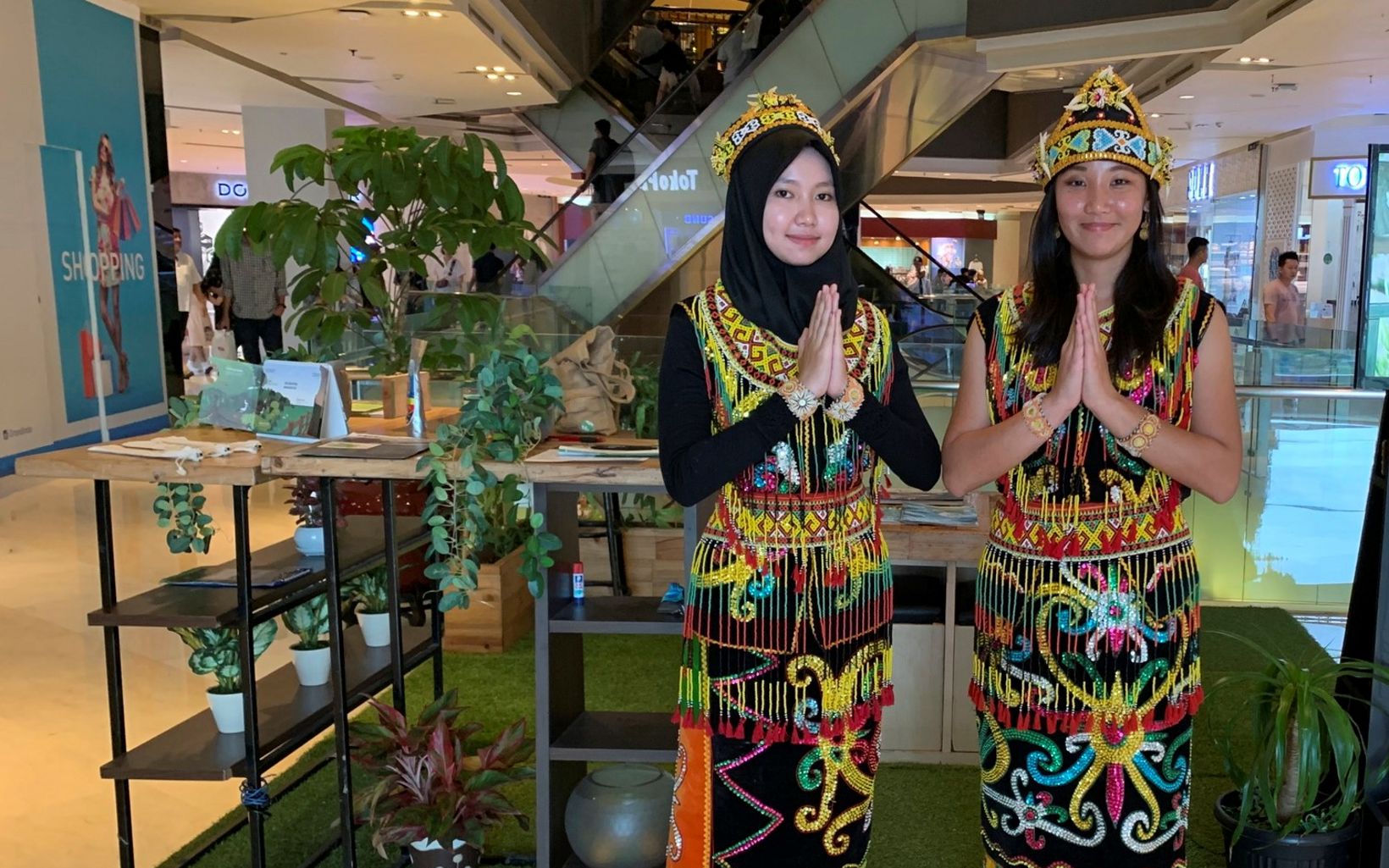 Conservation Education Through the existence of the Donation Program team at Grand Indonesia, the public can know the importance of preserving Indonesia's nature for the preservation of the earth © Andrian Burnama