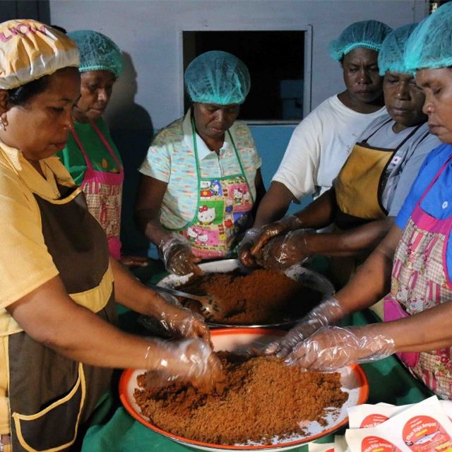 Kelompok Perempuan Pembuat Abon Ikan “Embun”, Desa Limalas, Misool, Raja Ampat, Papua Barat