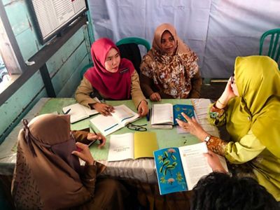 Sesi mentoring oleh asesor BPMP Sumsel dan Guru Penggerak OKI kepada para peserta guru SD.